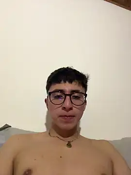 CamiRojas_boy live sex cam