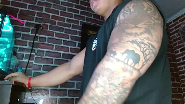 jordan_bigcock_ live sex cam