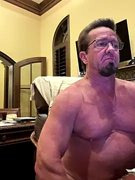 sluttydylan live sex cam