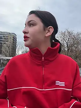 KikiWatson live sex cam