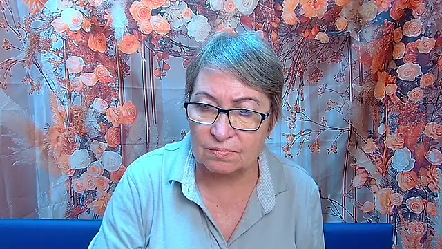 OlgaLuck live sex cam