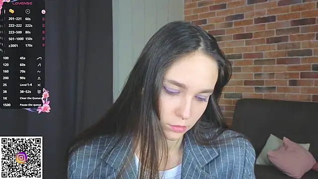 SoftieDream live sex cam