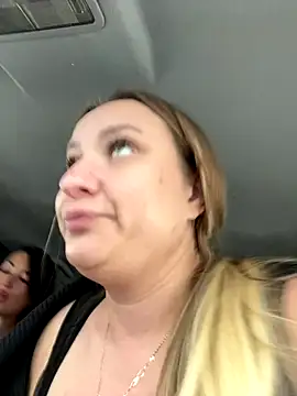 RuslanaXX live sex cam