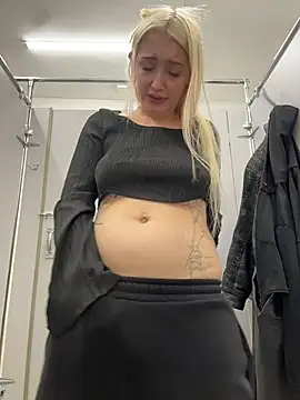 Milkyy_wway live sex cam