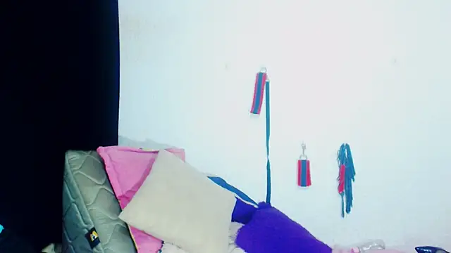 alexandrasexy32 live sex cam