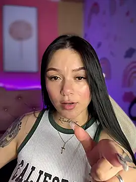 Megaan__More's cam snapshot