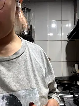 Sophia_Weest99's cam snapshot