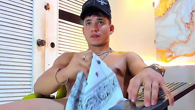 daniscot live sex cam