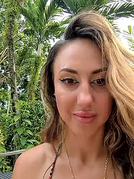 Bella-Grace live sex cam