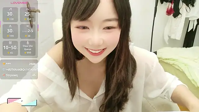 Cat-o3o's cam snapshot