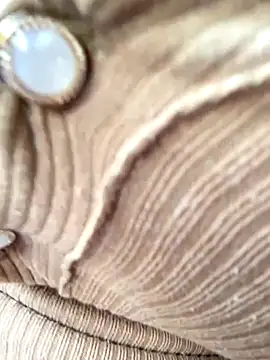 May-Squirt live sex cam