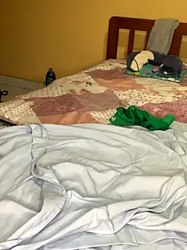 Emiliano_Reyes live sex cam