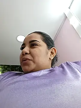 SienaWild live sex cam