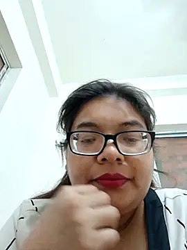 Elie_Sexy143's cam snapshot