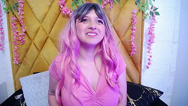 CandySwan live sex cam