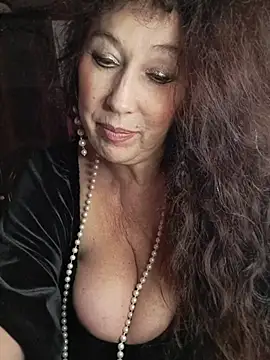 GypsyEsmeralda live sex cam