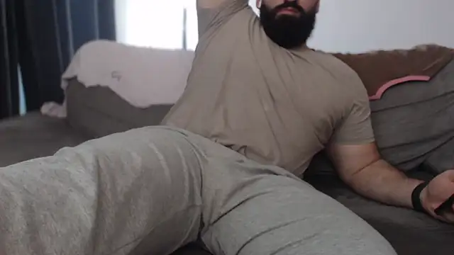 hugemachohandsome live sex cam