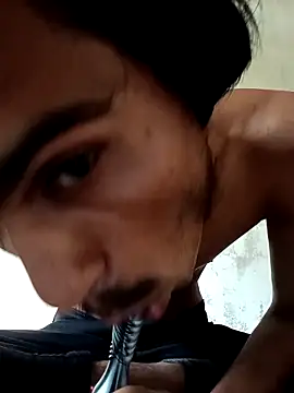 Yash_Sharma18 live sex cam