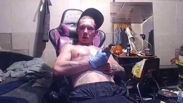 mastertrap live sex cam