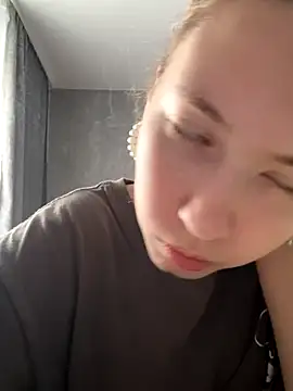 Holy_Poly's cam snapshot