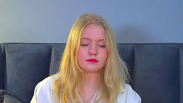 EmilyEvanse's cam snapshot