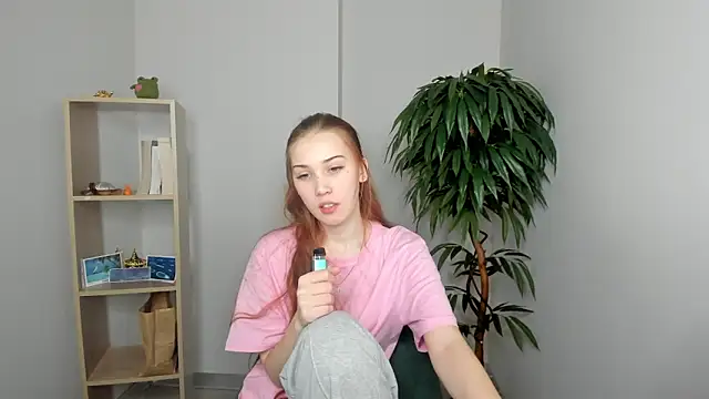 ElizaHunkins's cam snapshot