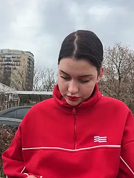 KikiWatson live sex cam