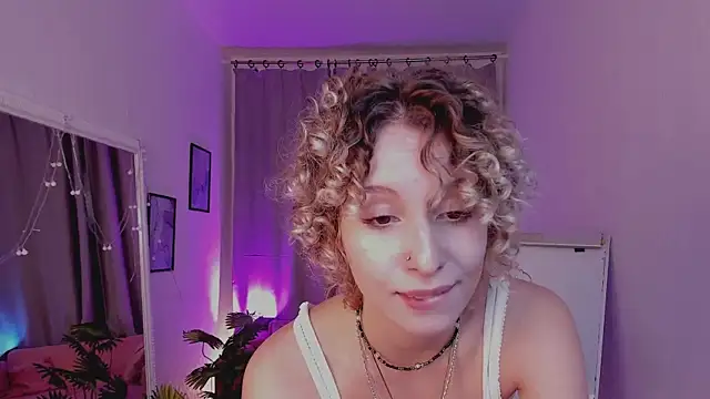 Mary_Wohlberg's cam snapshot