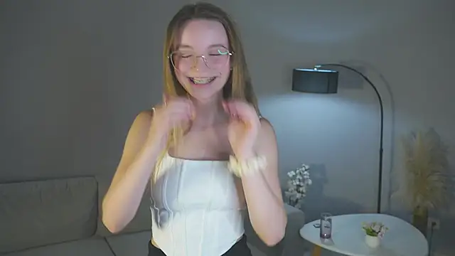 JaleesaIser's cam snapshot