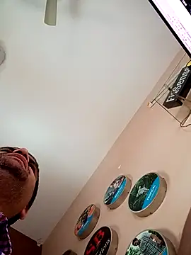 daddy_lip's cam snapshot