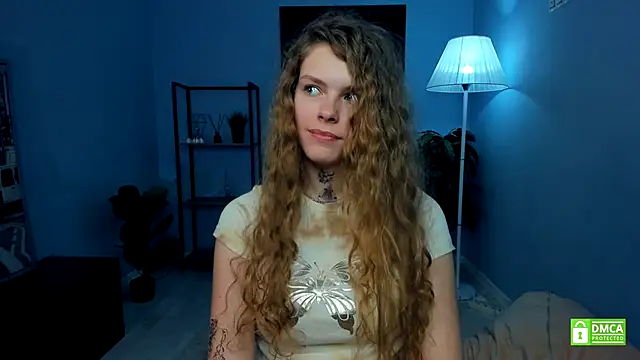 RayaNenlia's cam snapshot