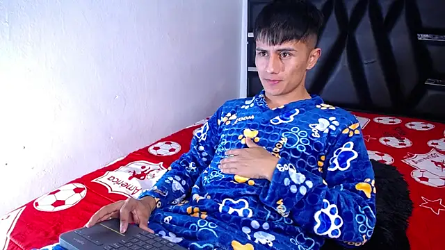 Fernandoo_Oficial's cam snapshot