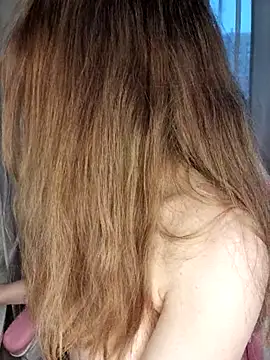 glossbaby's cam snapshot