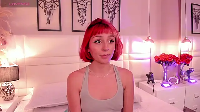 dafnne_hall's cam snapshot