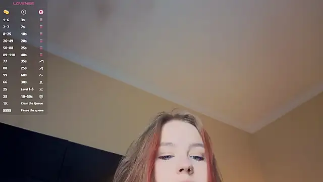 MaliaBourraine's cam snapshot