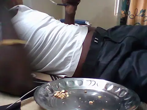 bas1cooks's cam snapshot