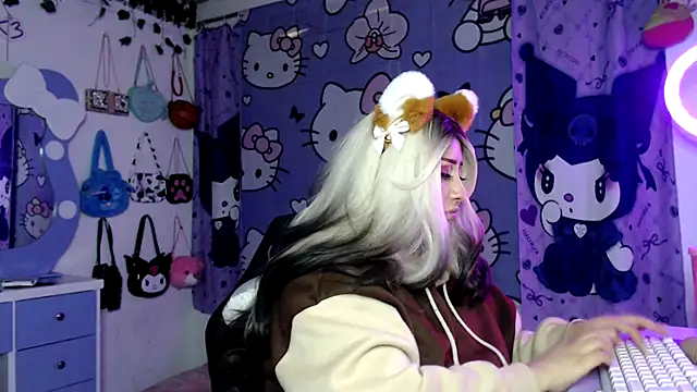 lussyevans24's cam snapshot