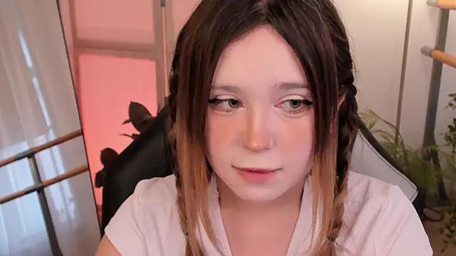 Lina_Glow's cam snapshot