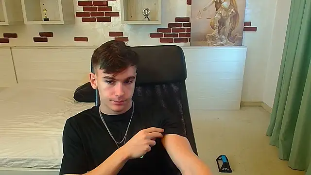 BradyFlint's cam snapshot