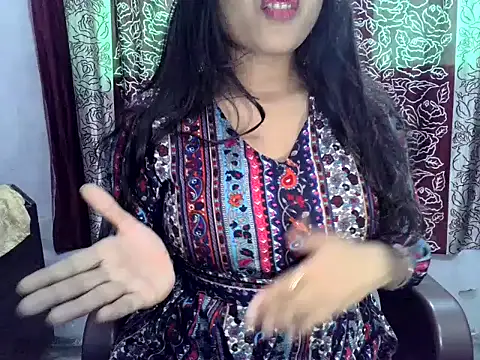 Miss_beautygirl's cam snapshot