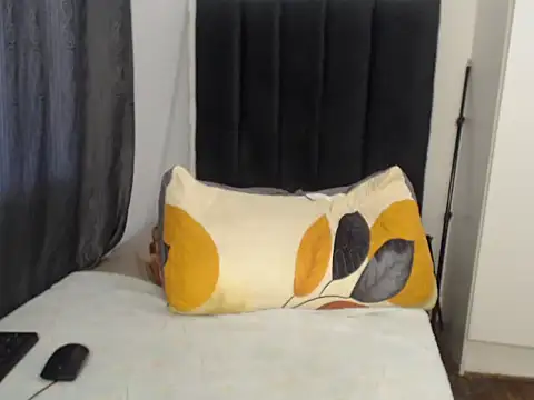 Black-RoseX's cam snapshot