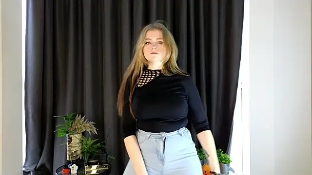 NightSaffron's cam snapshot