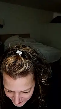 whitecream88's cam snapshot