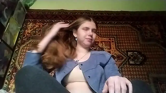 KikiBang's cam snapshot