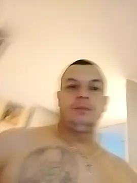 adiadi3131's cam snapshot