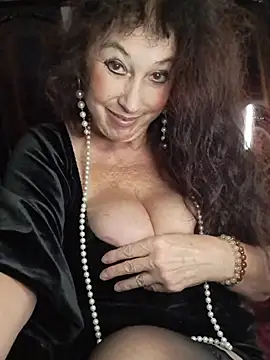 GypsyEsmeralda live sex cam