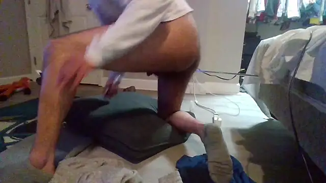 StroknGoon69 live sex cam