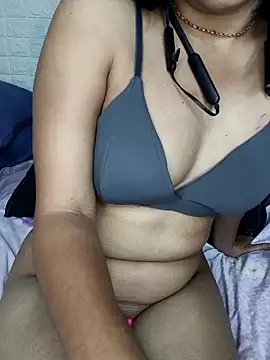 Tanisha_singh69's cam snapshot