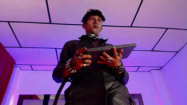 Maximo_king25's cam snapshot