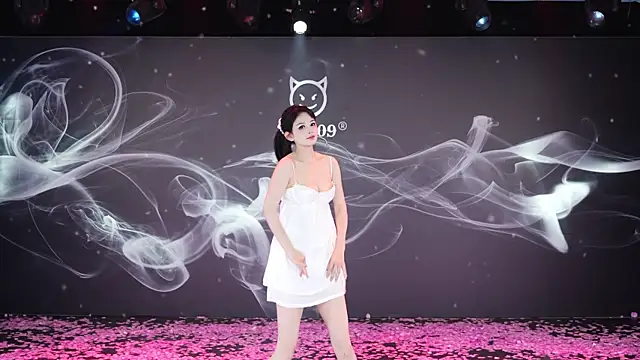 LU-909's cam snapshot